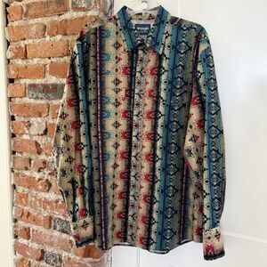 Wrangler Men’s XL Shirt Checotah Pearl Snap Button Up Southwest Multi Aztec